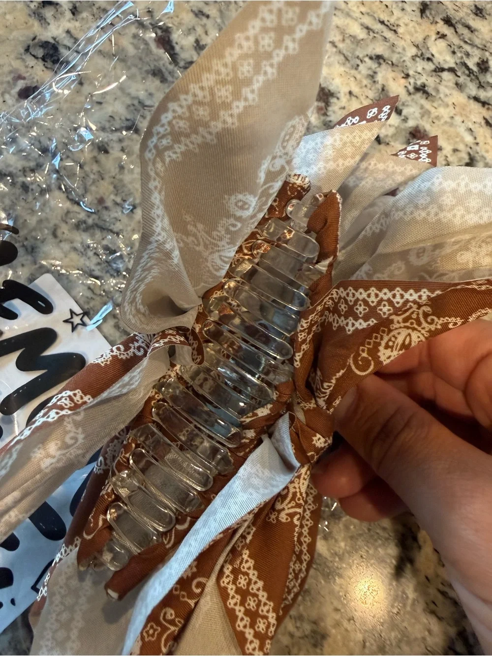 Stylish coffee and Paisley print clip bow new